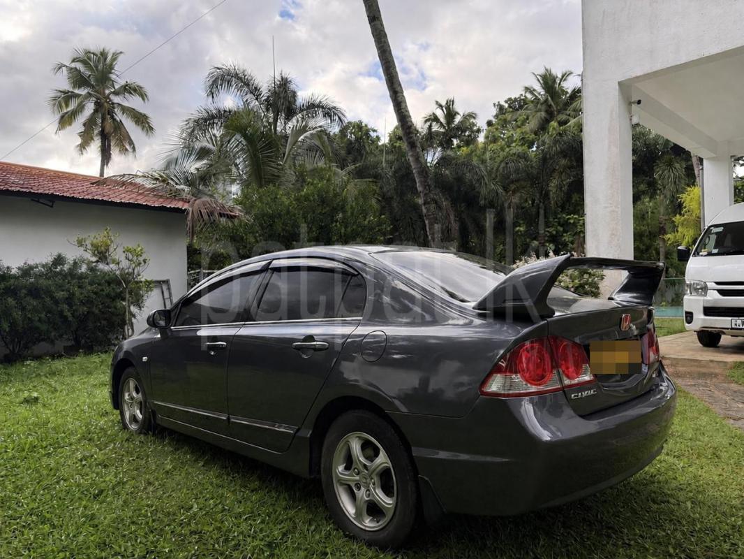 Honda Civic 2006 - சான்றளிக்கப்பட்டது கார் sale in Sri Lanka - patpat.lk