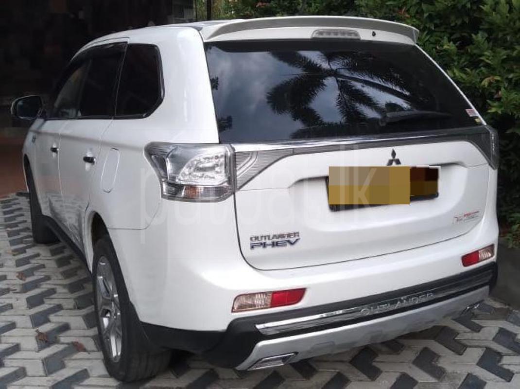 Mitsubishi Outlander 2013 - Used SUV sale in Sri Lanka - patpat.lk