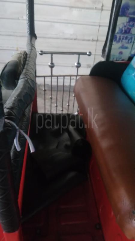 Bajaj Three Wheel 2015 - பயன்படுத்தப்பட்டது முச்சக்கர வண்டி sale in Sri Lanka - patpat.lk