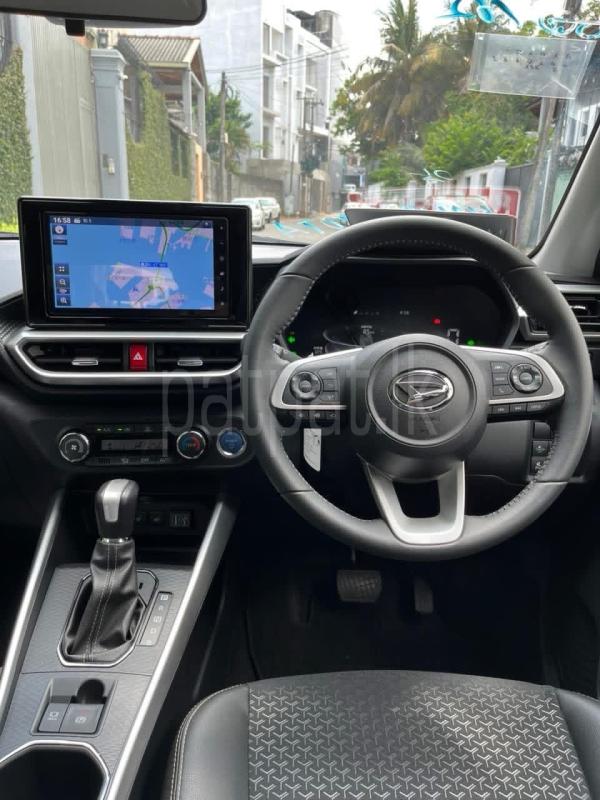 Advertisement image 6