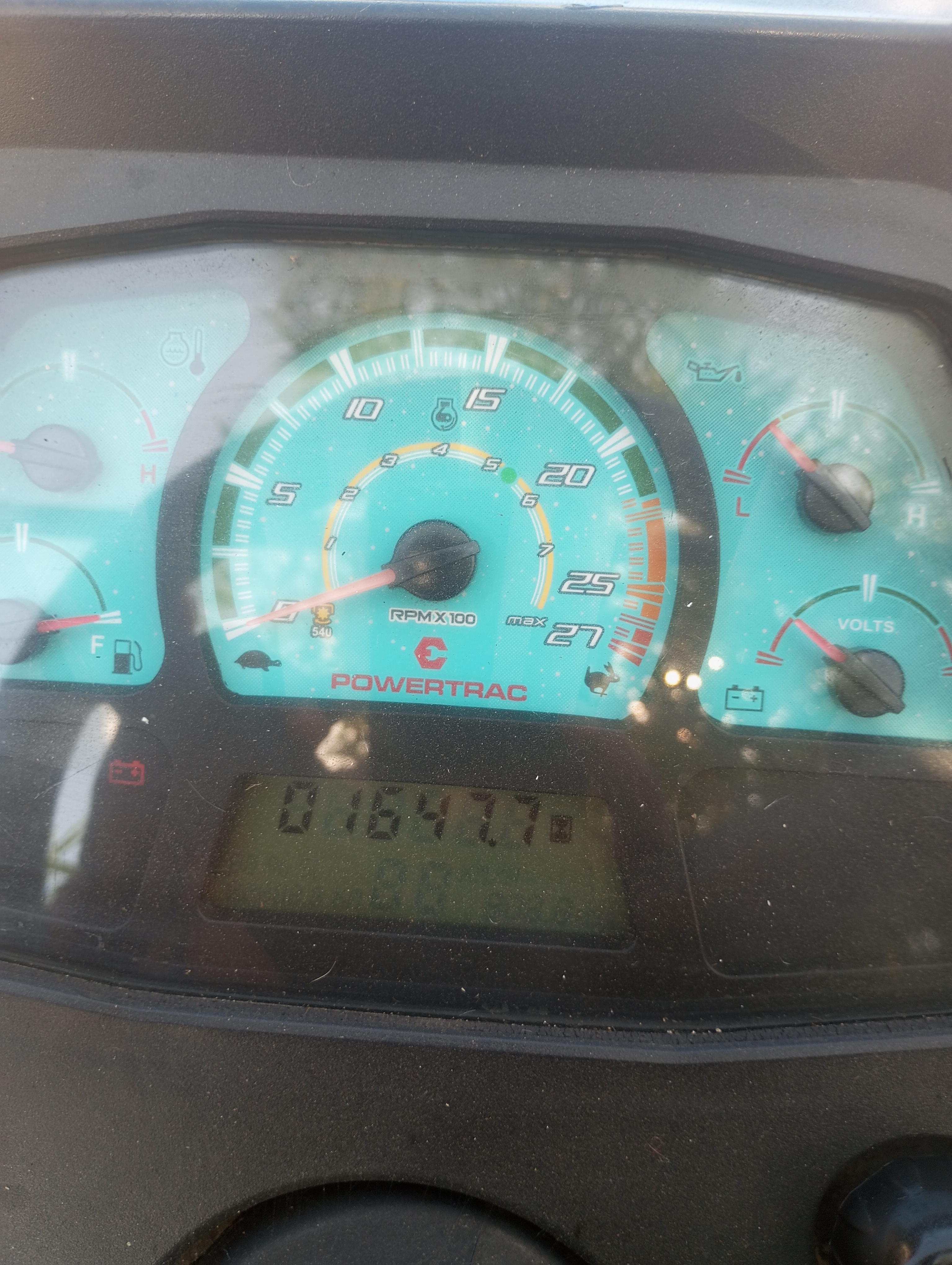 Euro Tractor 2022 - Used Land sale in Sri Lanka - patpat.lk