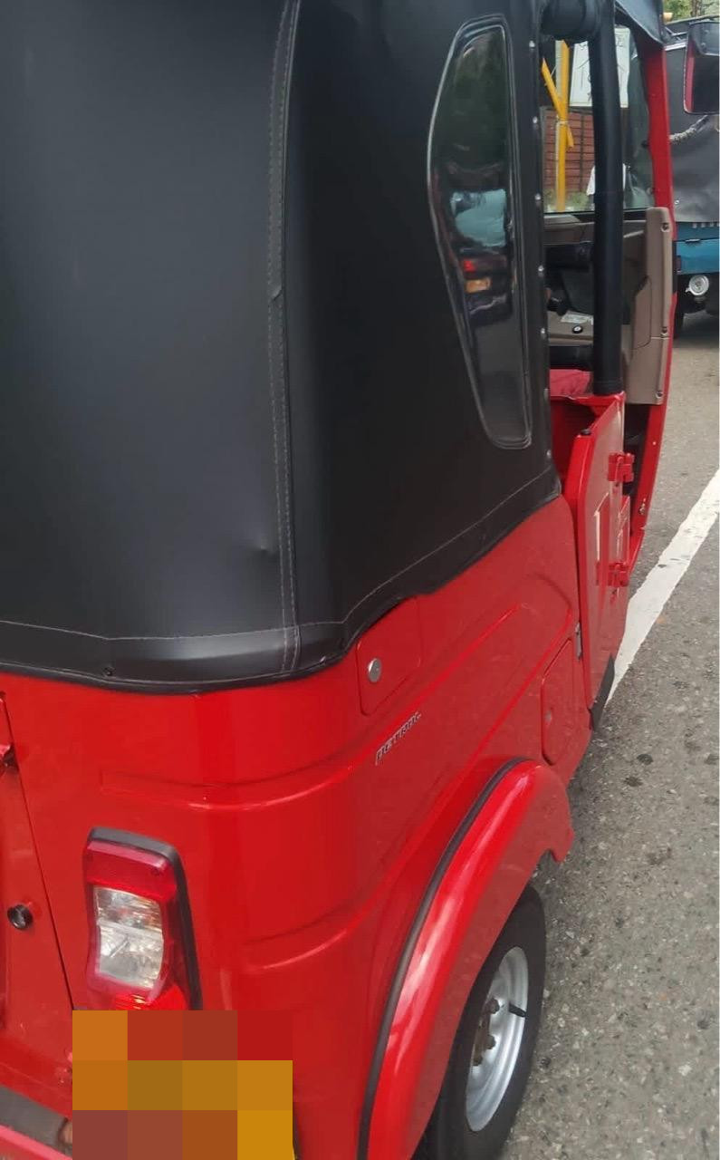 Bajaj Three Wheel 2024 - Used Three wheeler sale in Sri Lanka - patpat.lk