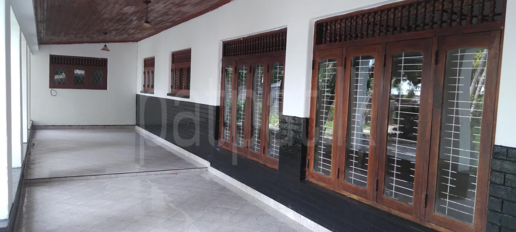 House for Sale in Mawathagama