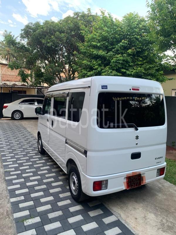 Advertisement image 3