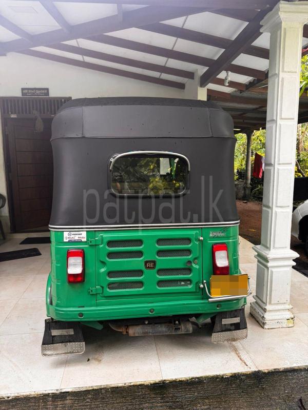 Bajaj 4 stroke 2017 - Used Three wheeler sale in Sri Lanka - patpat.lk