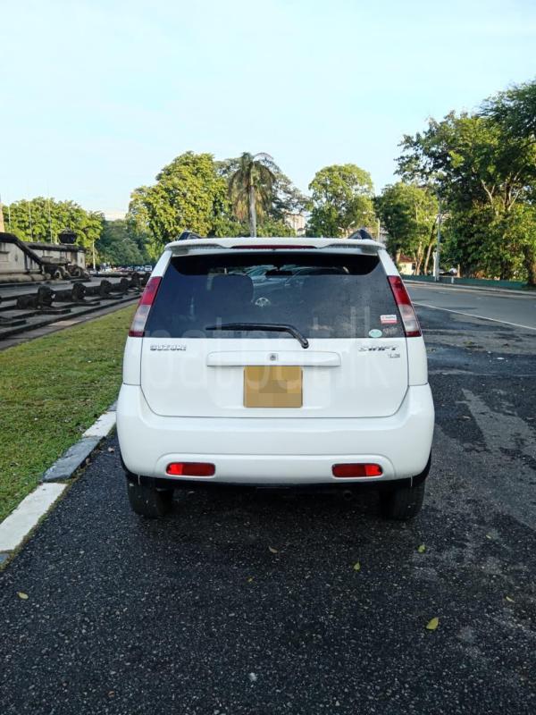 Advertisement image 4