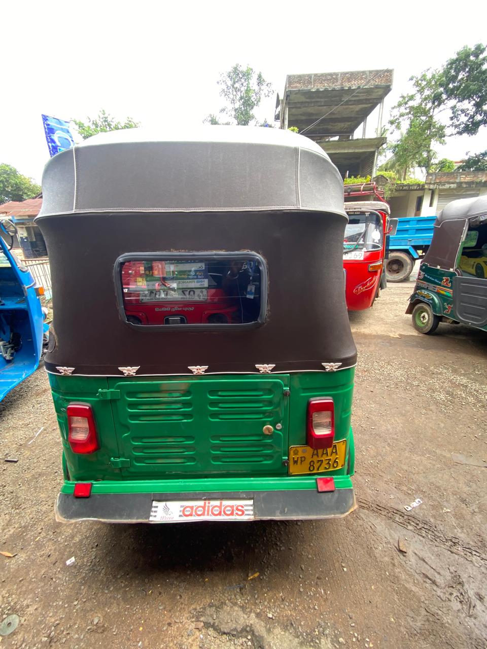 Bajaj 4 stroke 2012 - Used Three wheeler sale in Sri Lanka - patpat.lk