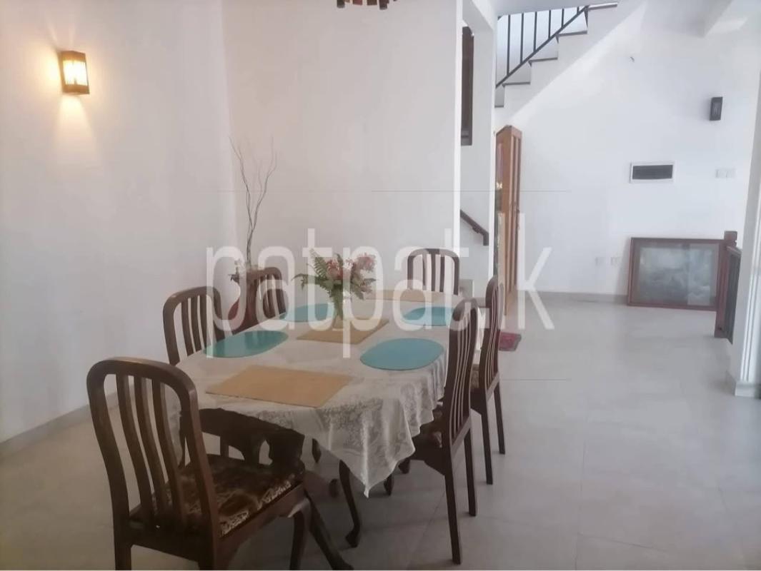 House for Sale in Peradeniya