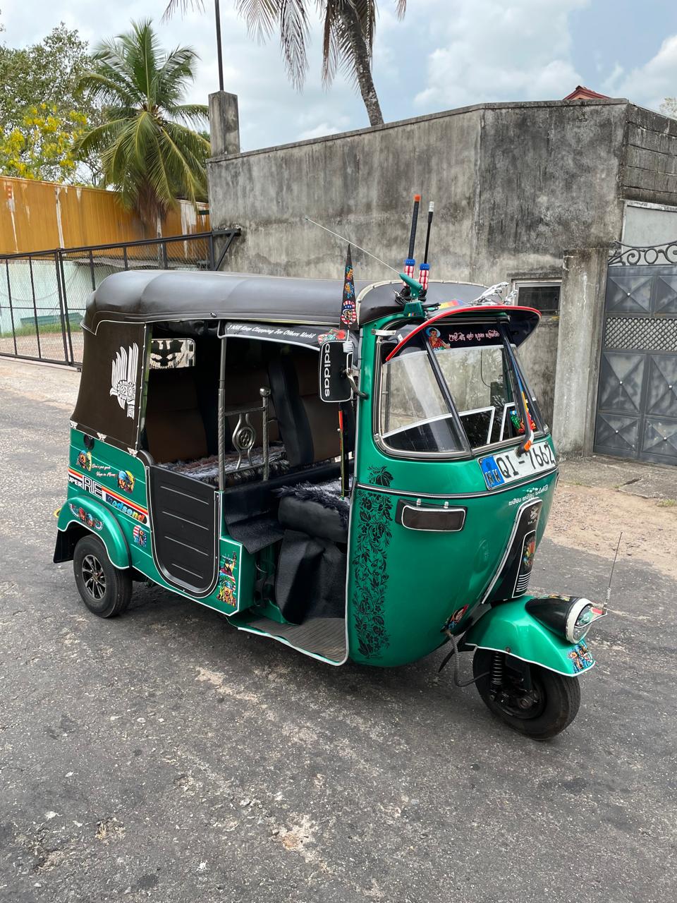 Bajaj Three Wheel 2006 - Used Three wheeler sale in Sri Lanka - patpat.lk