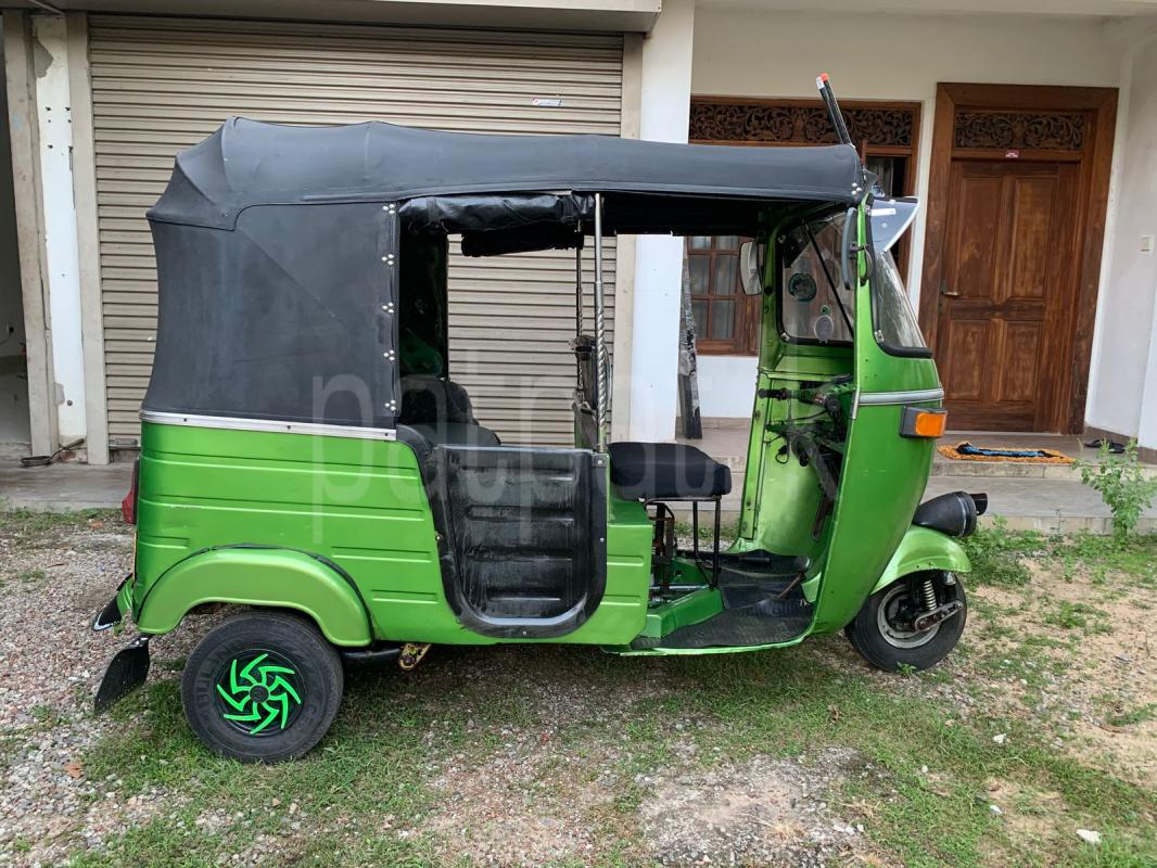 Bajaj Three Wheel 2000 - பயன்படுத்தப்பட்டது முச்சக்கர வண்டி sale in Sri Lanka - patpat.lk