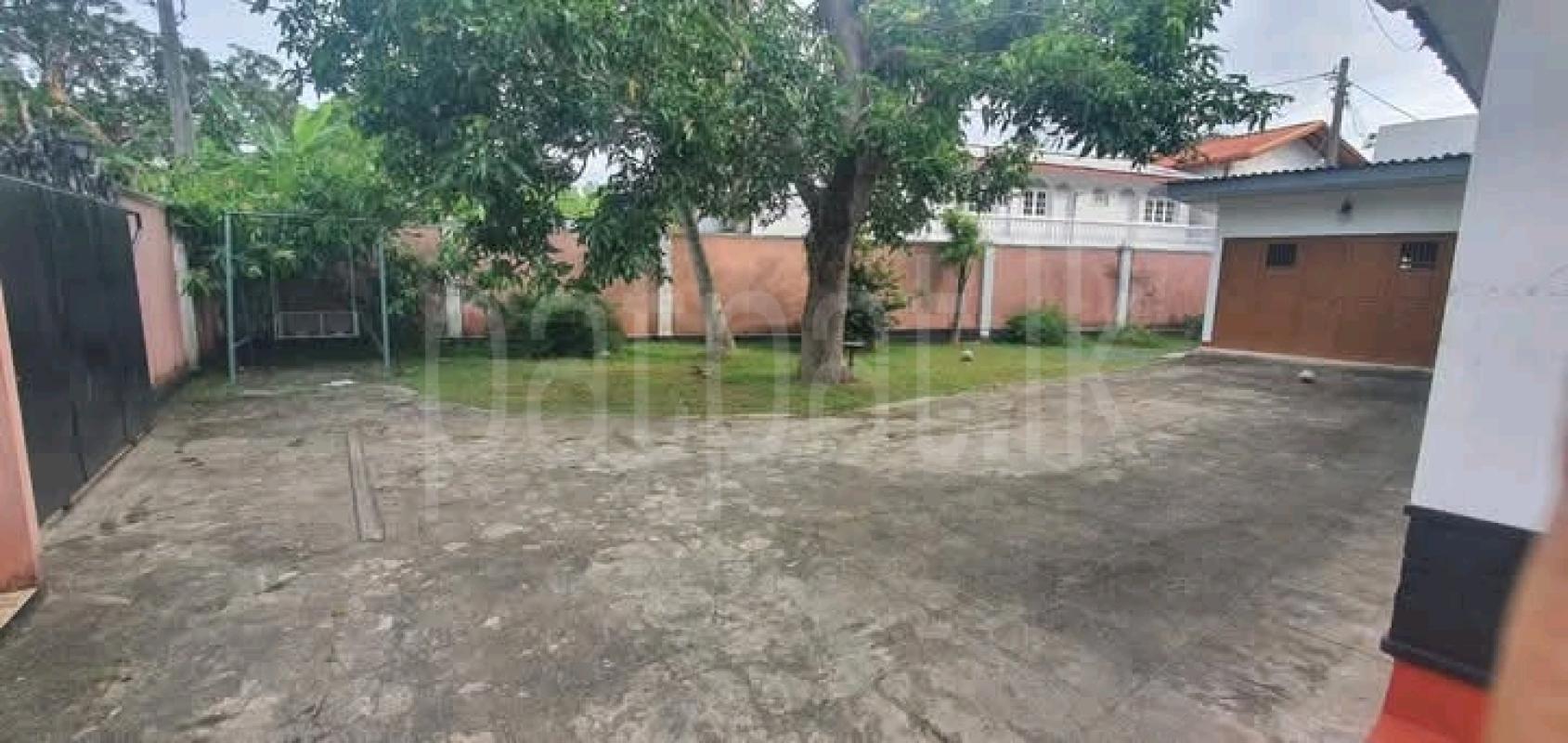 Commercial Land for Sale in Battaramulla