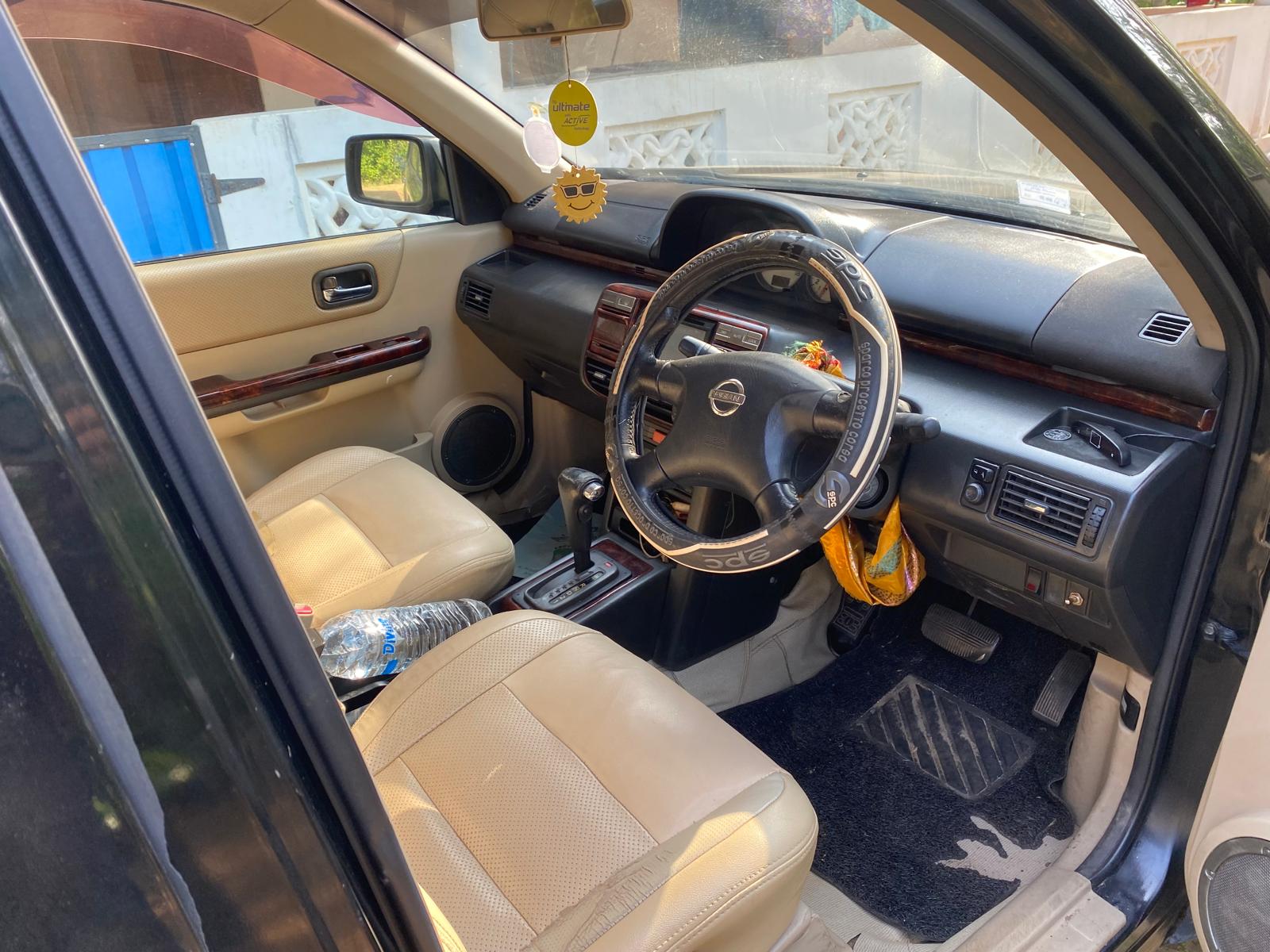 Nissan X Trail 2003 - பயன்படுத்தப்பட்டது SUV sale in Sri Lanka - patpat.lk