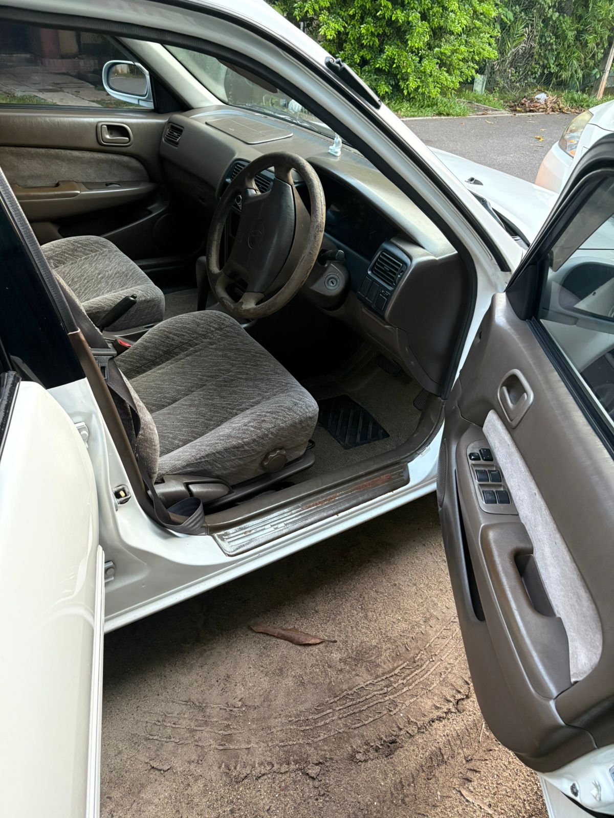 Toyota Sprinter 1997 - பயன்படுத்தப்பட்டது கார் sale in Sri Lanka - patpat.lk