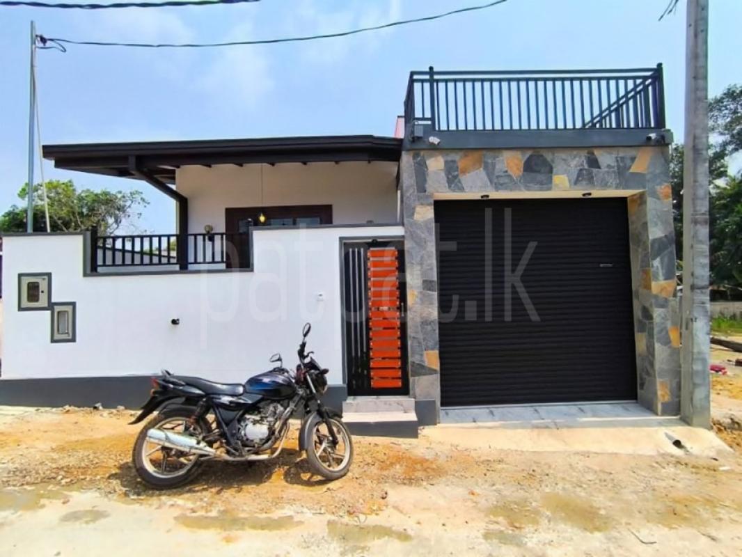 House for Sale in Athurugiriya ads-image-1