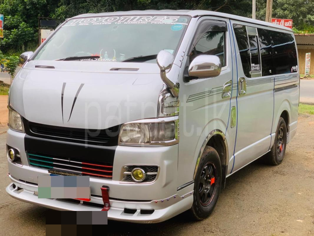 Toyota Hiace 2007 - பயன்படுத்தப்பட்டது வேன் sale in Sri Lanka - patpat.lk