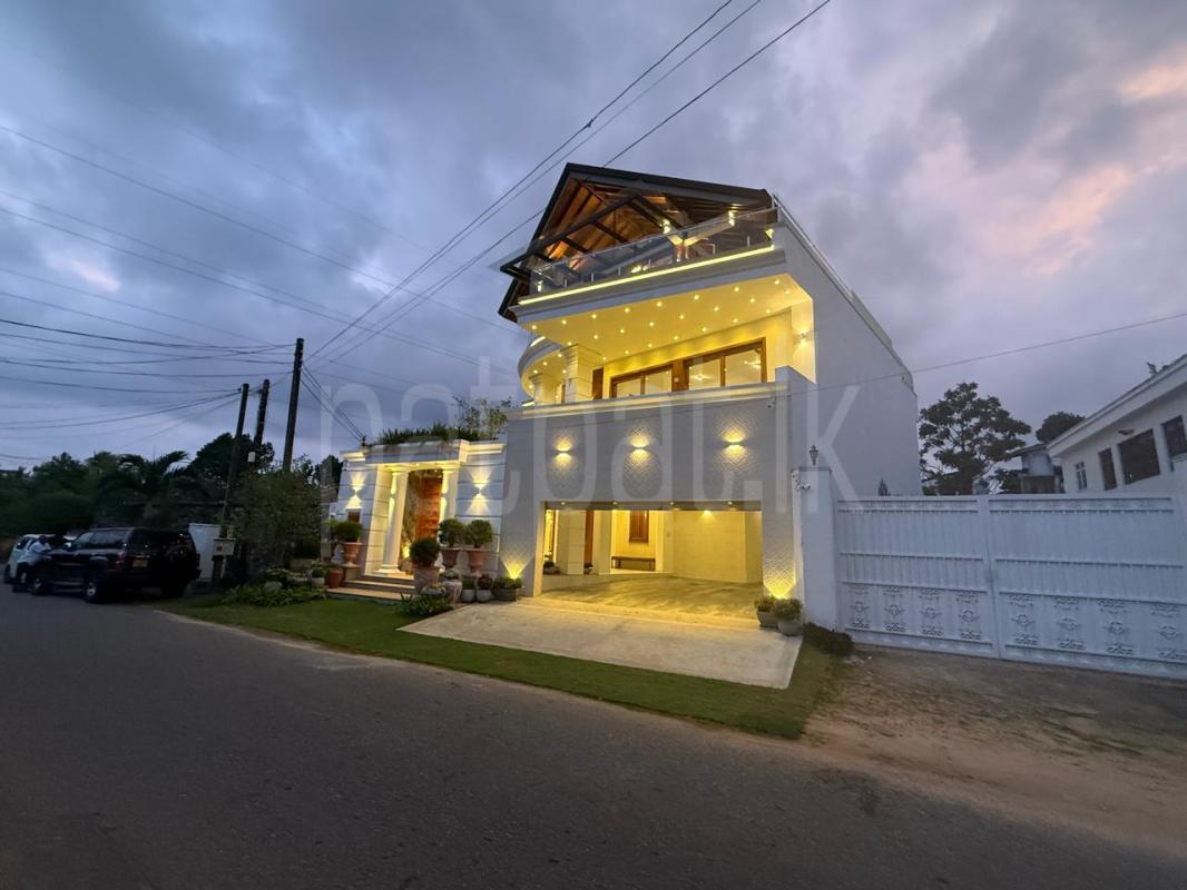 House for Sale in Battaramulla ads-image-1