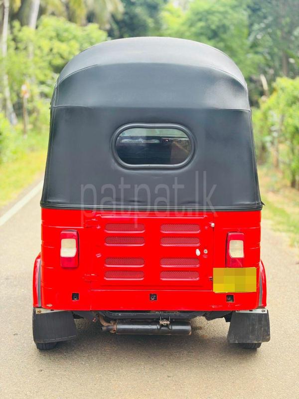 Bajaj Three Wheel 2014 - பயன்படுத்தப்பட்டது முச்சக்கர வண்டி sale in Sri Lanka - patpat.lk