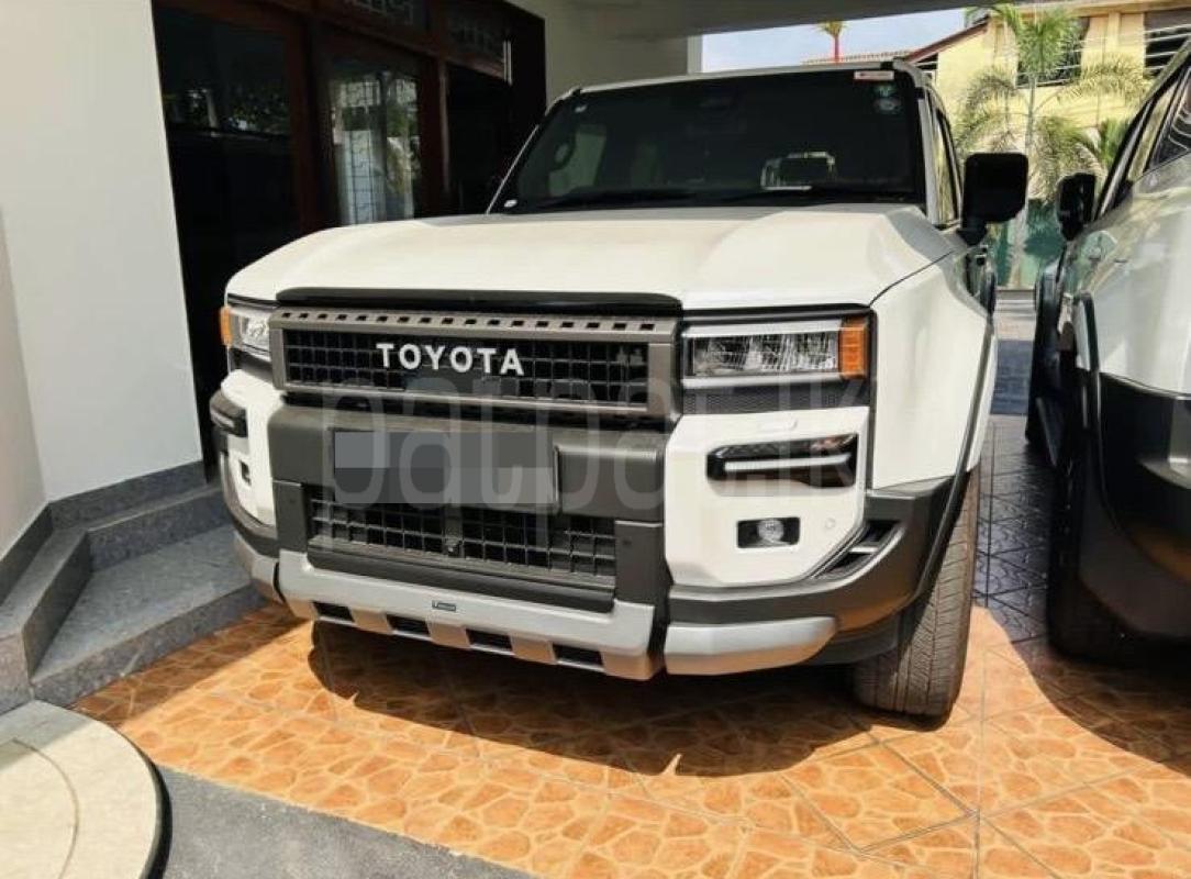 Toyota Land Cruiser 2024 - பயன்படுத்தப்பட்டது SUV sale in Sri Lanka - patpat.lk