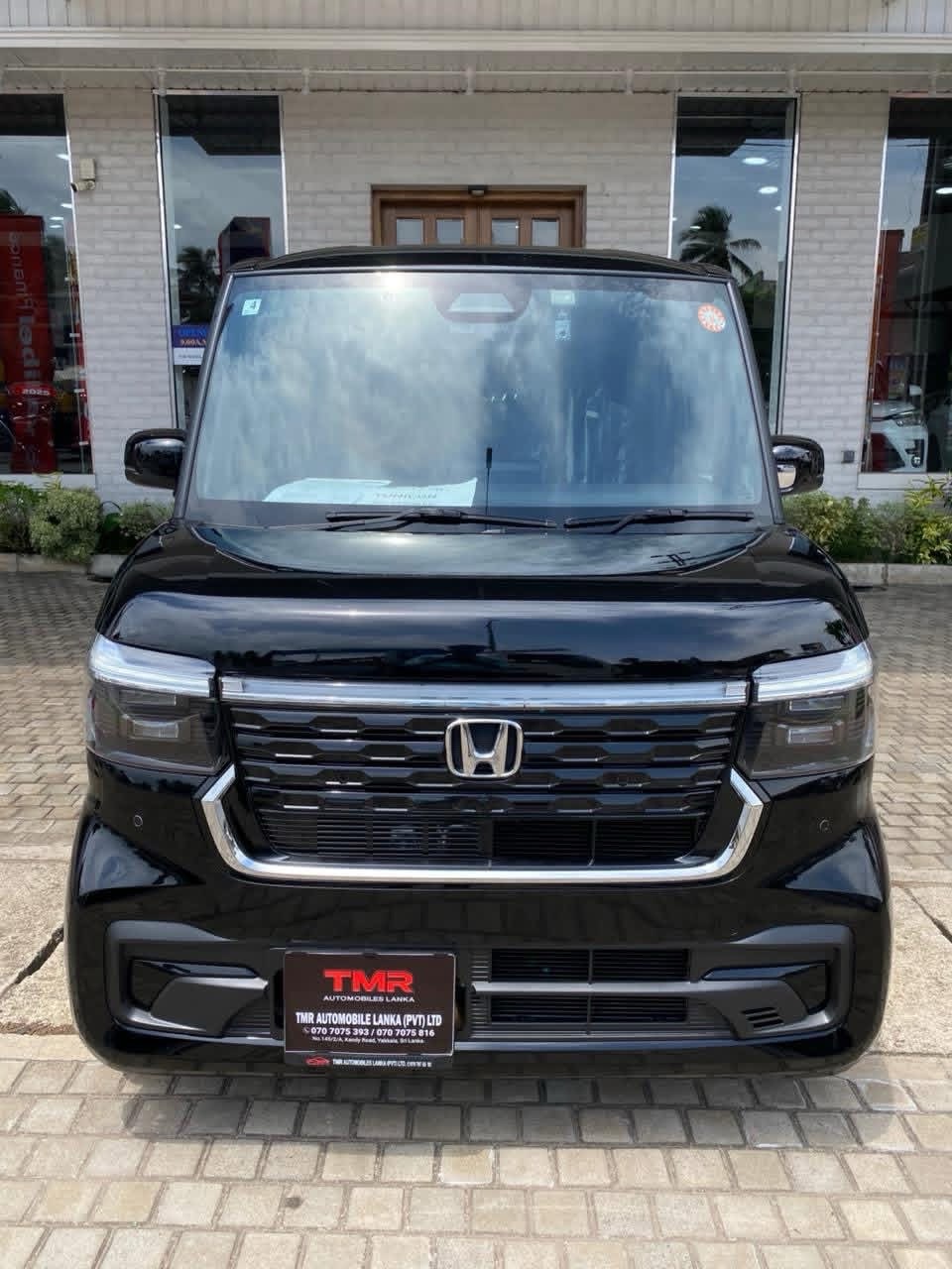 Honda N BOX 2025 ads-image-1