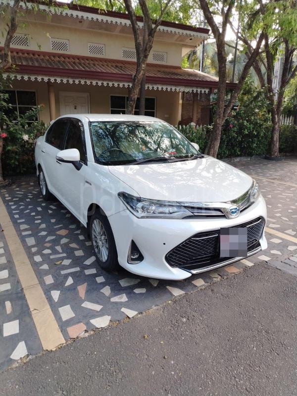 Toyota Corolla 2015 - பயன்படுத்தப்பட்டது கார் sale in Sri Lanka - patpat.lk