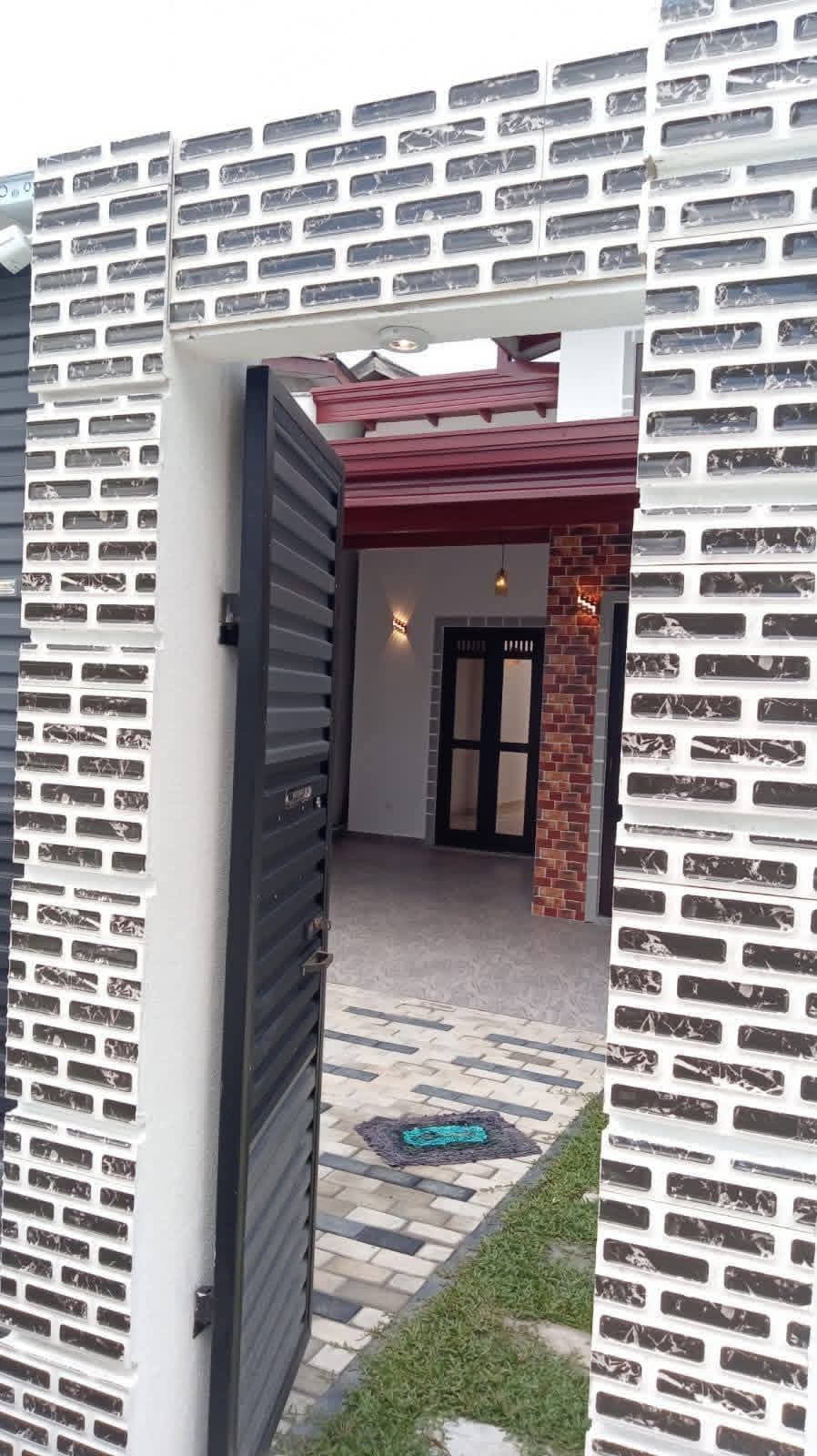 House for Sale in Piliyandala