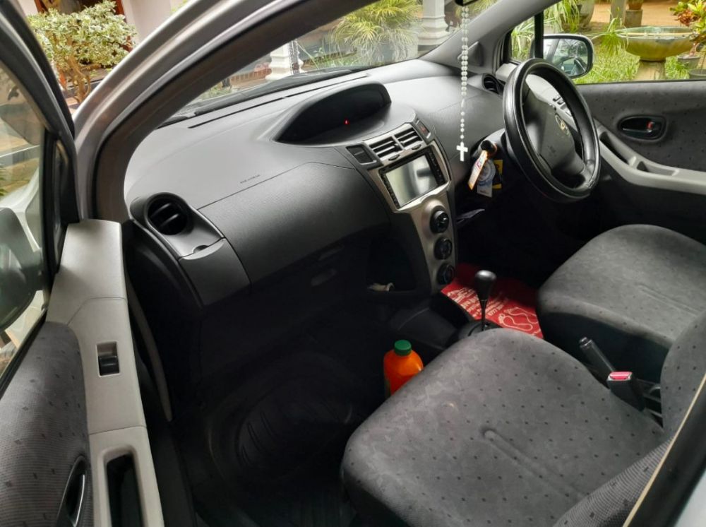 Toyota Vitz 2007 - Used Car sale in Sri Lanka - patpat.lk