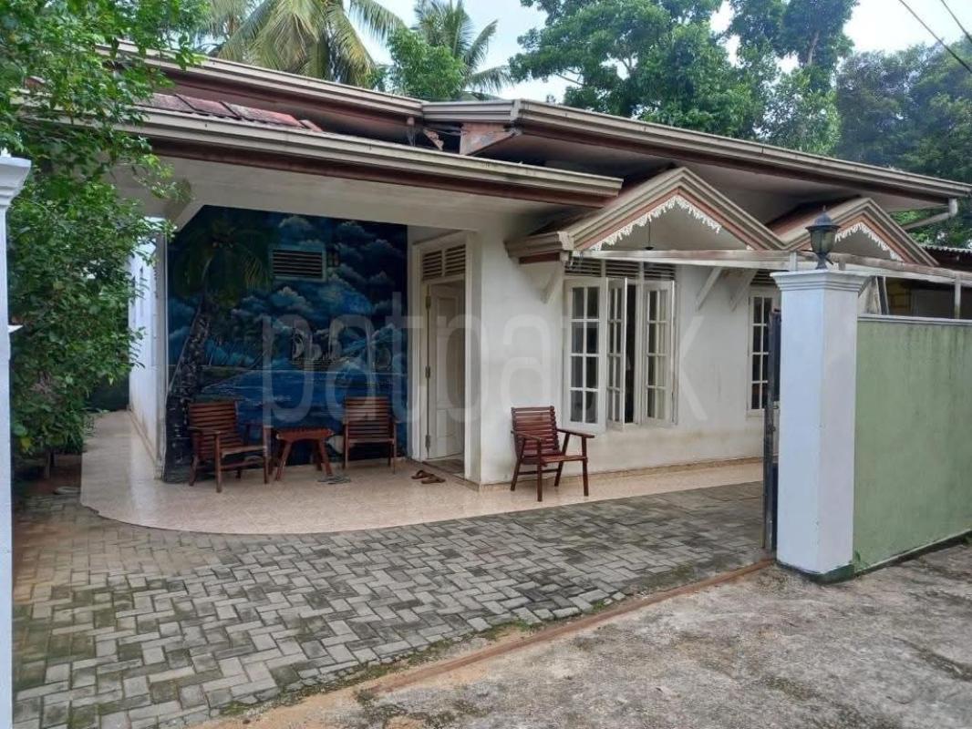House for Sale in Talawatugoda ads-image-1