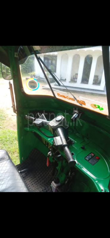 Bajaj Three Wheel 2009 - භාවිතා කරන ලද ත්‍රිරෝද රථය sale in Sri Lanka - patpat.lk