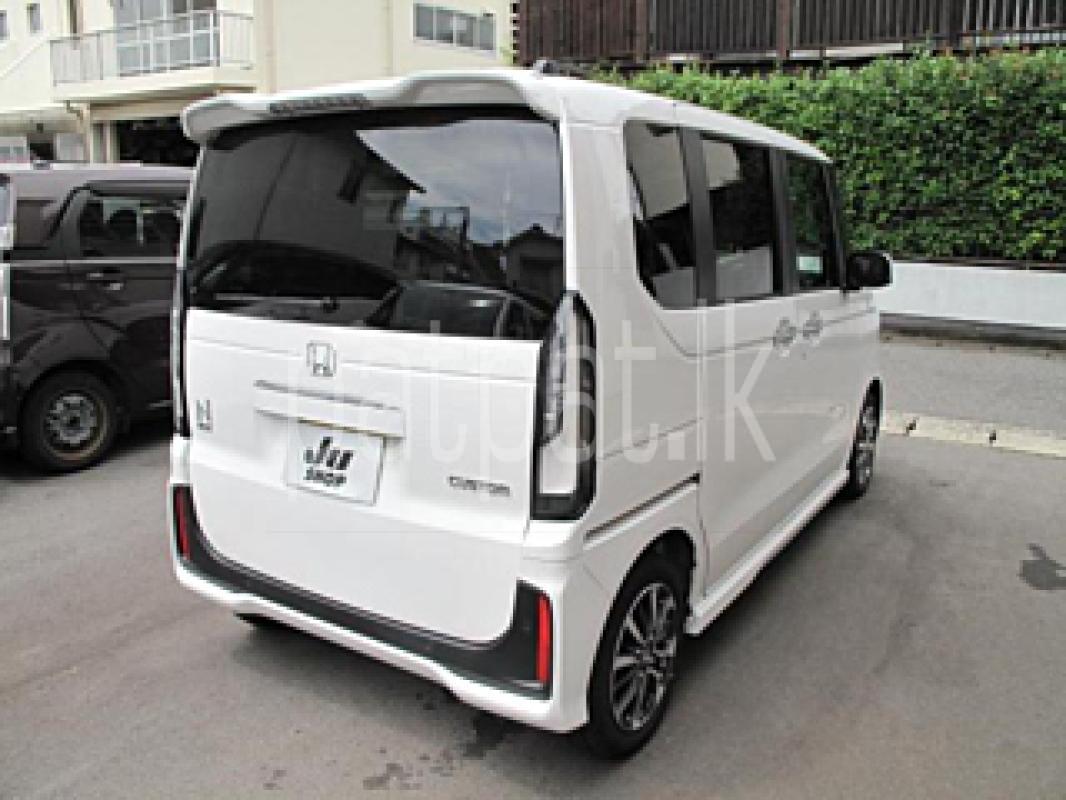 Advertisement image 1