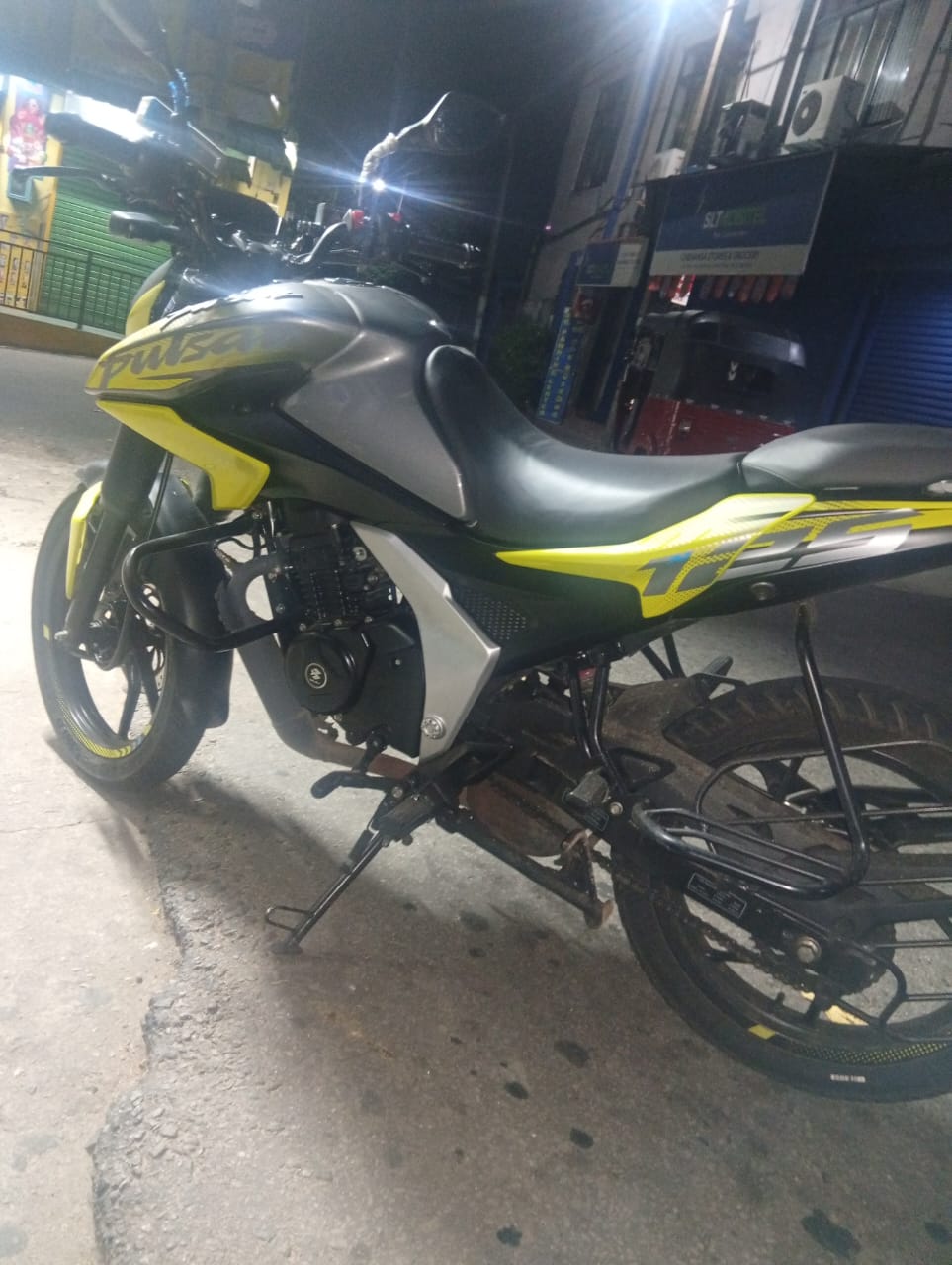Bajaj Pulsar 2025 - Used Bike sale in Sri Lanka - patpat.lk
