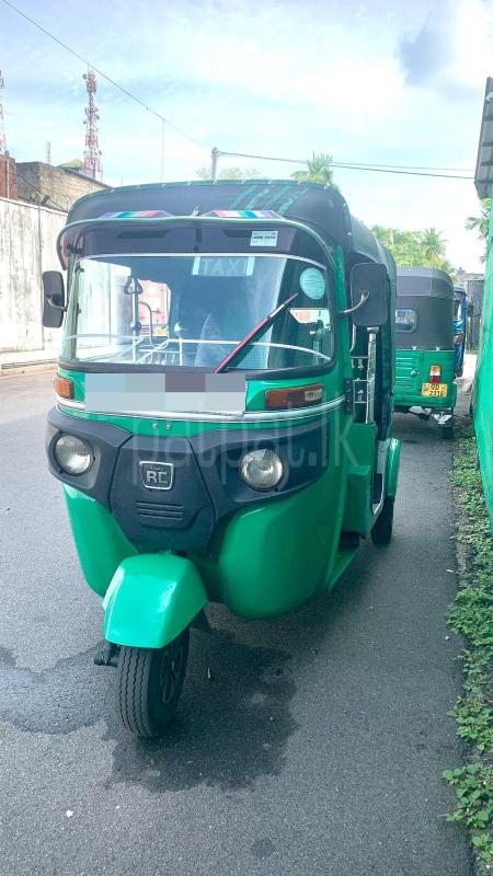 Bajaj Three Wheel 2016 - பயன்படுத்தப்பட்டது முச்சக்கர வண்டி sale in Sri Lanka - patpat.lk