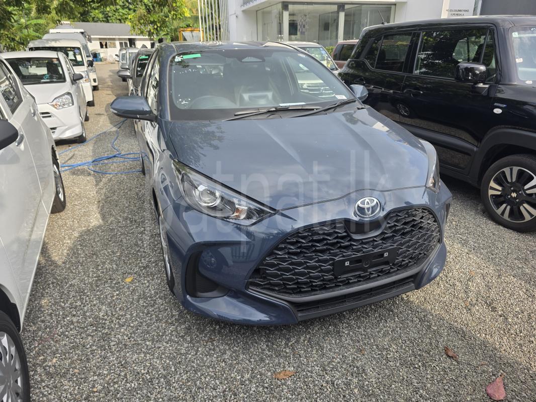 Toyota Yaris 2026 - අලුත් කාර් sale in Sri Lanka - patpat.lk