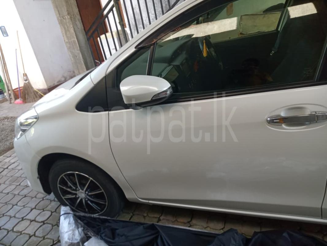 Advertisement image 1