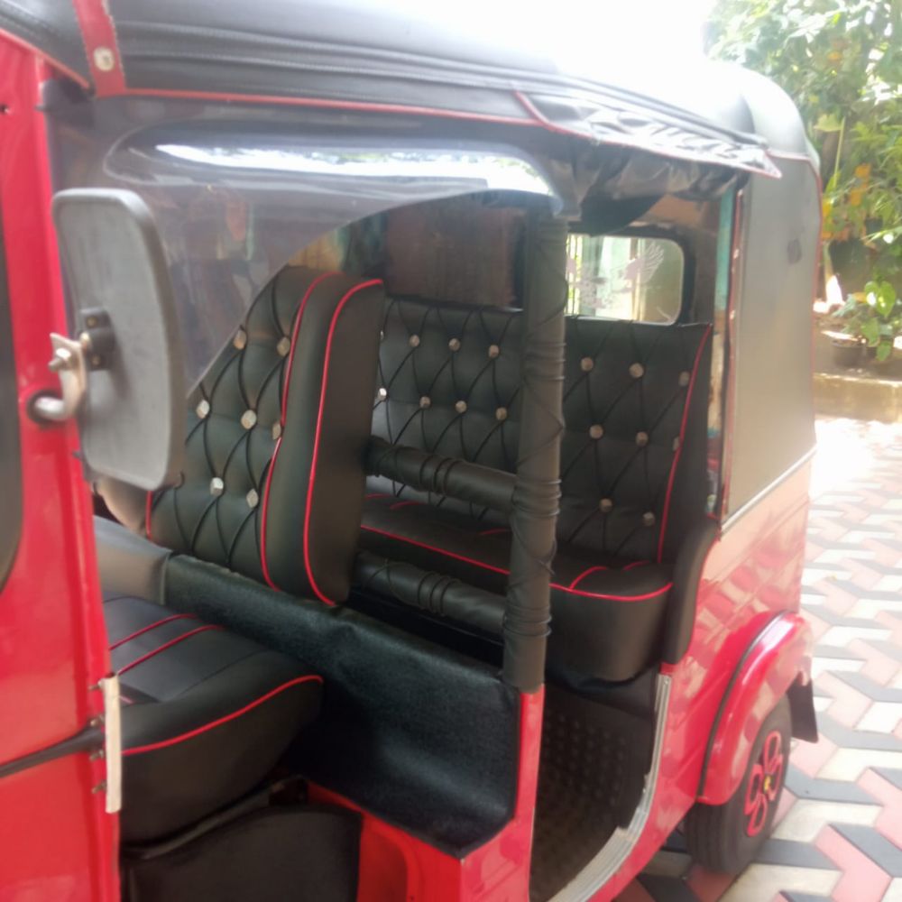 Bajaj Three Wheel 2014 - பயன்படுத்தப்பட்டது முச்சக்கர வண்டி sale in Sri Lanka - patpat.lk