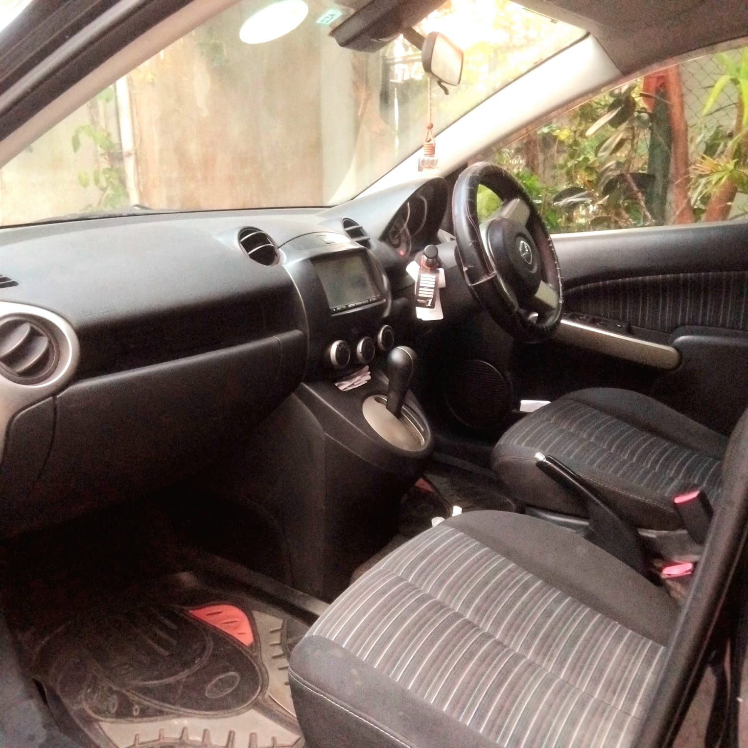 Mazda Demio 2009 - Used Car sale in Sri Lanka - patpat.lk