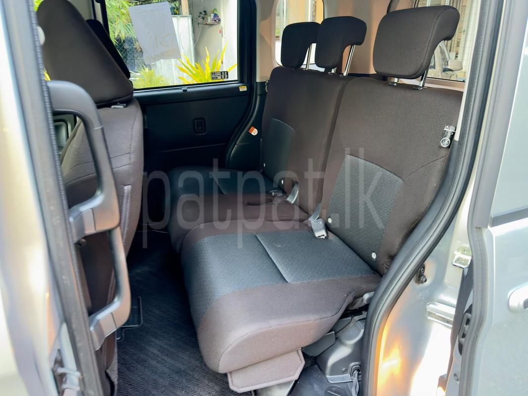 Advertisement image 6