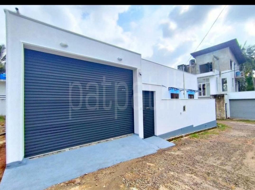 House for Sale in Athurugiriya ads-image-1
