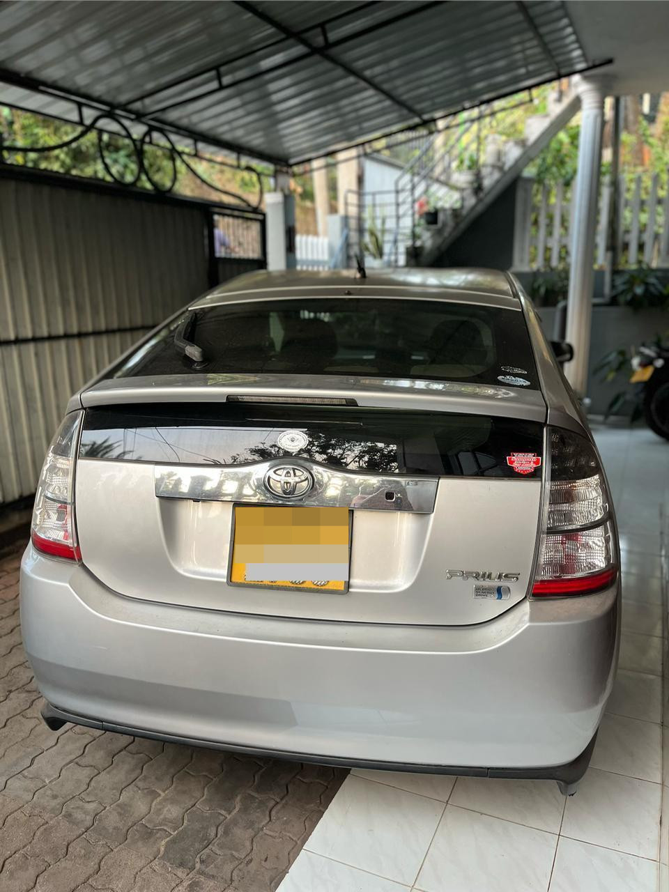 Toyota Prius 2011 - Used Car sale in Sri Lanka - patpat.lk
