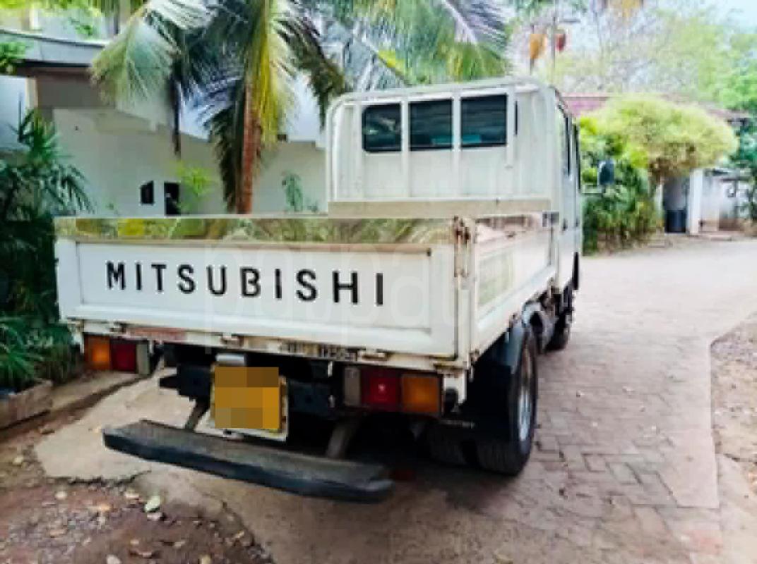 Mitsubishi Canter 2003 - Used Truck sale in Sri Lanka - patpat.lk