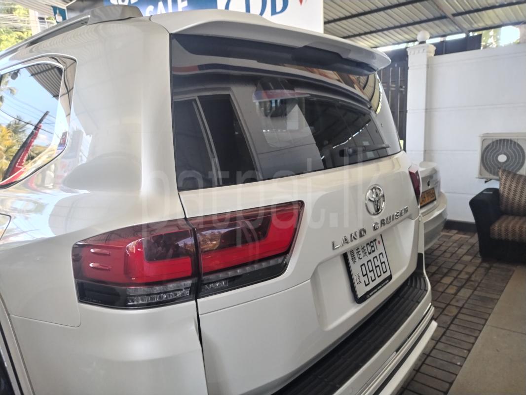Toyota Land Cruiser 2024 - Used SUV sale in Sri Lanka - patpat.lk