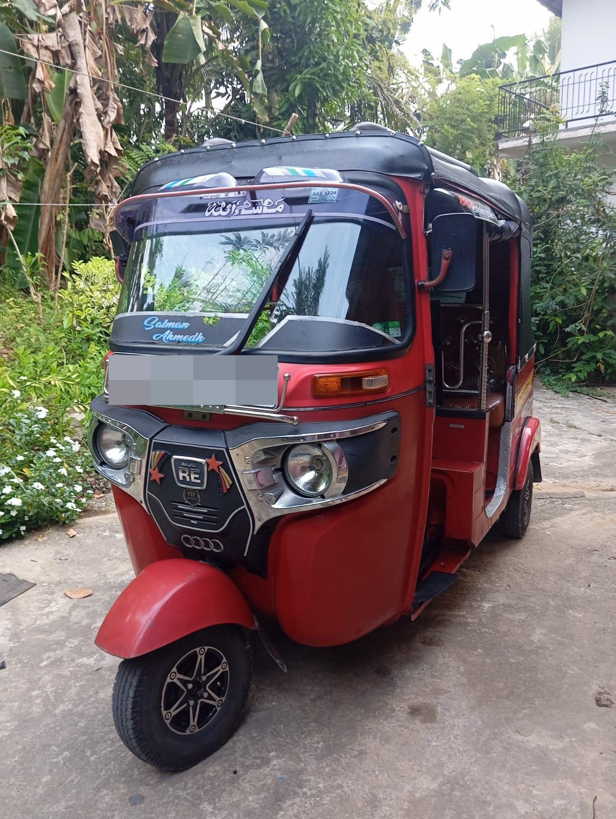 Bajaj Three Wheel 2015 - Used Three wheeler sale in Sri Lanka - patpat.lk