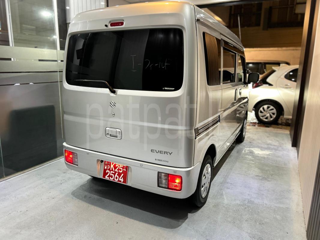 Advertisement image 5