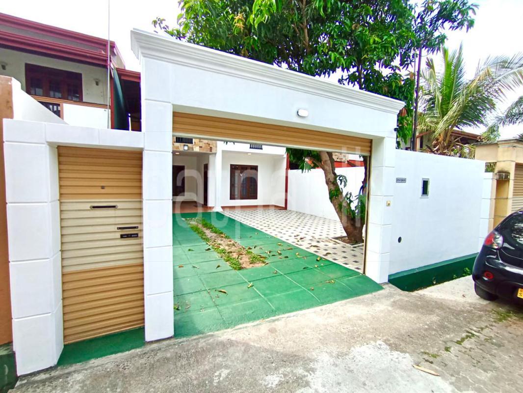 House for Sale in Piliyandala