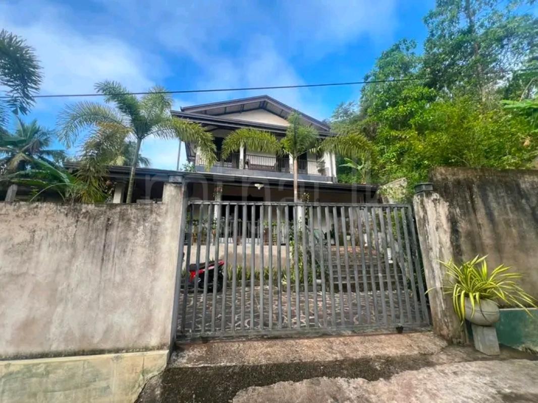 House for Sale in Mirigama