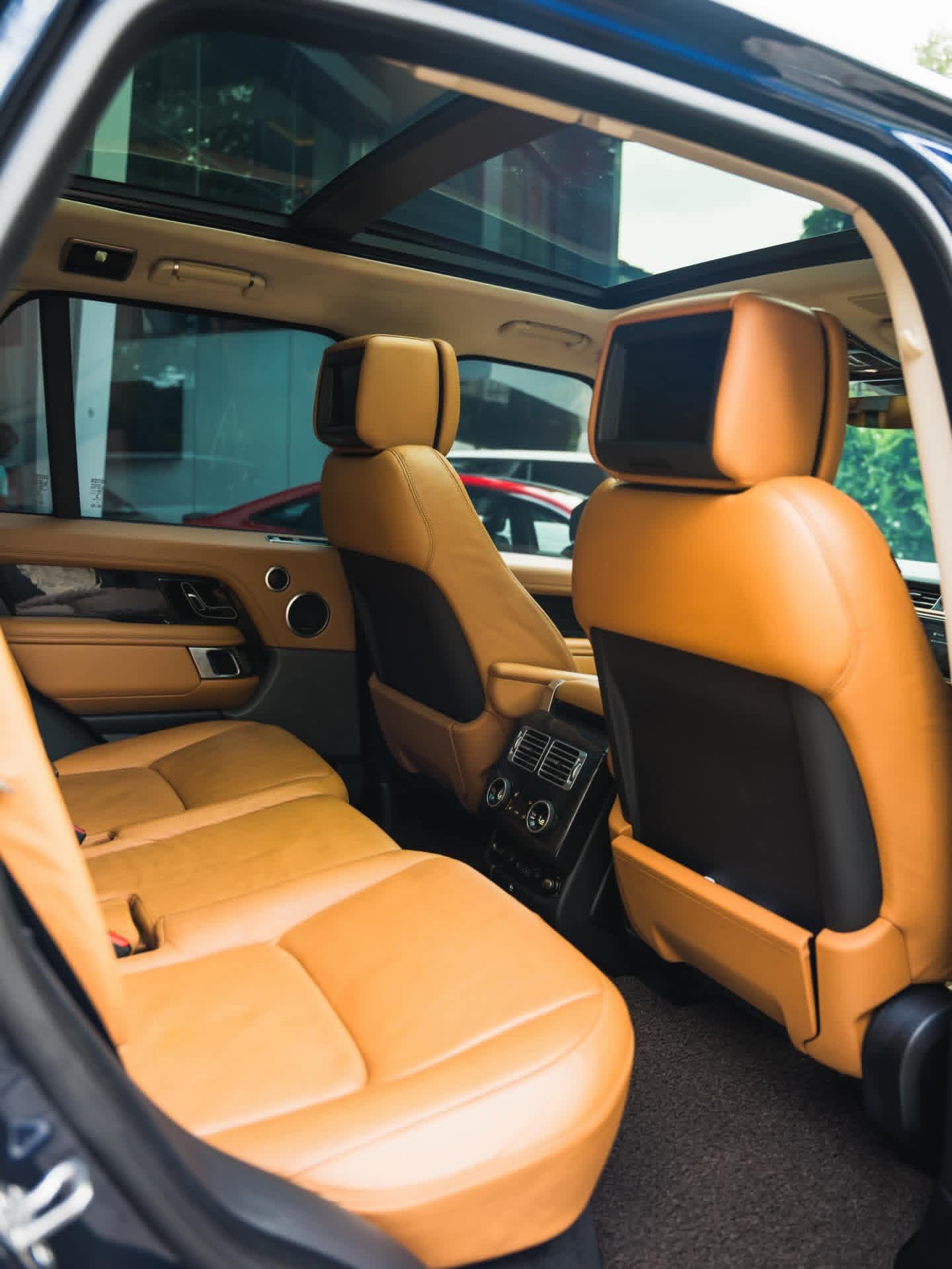 Land Rover Range Rover 2018 - Used SUV sale in Sri Lanka - patpat.lk