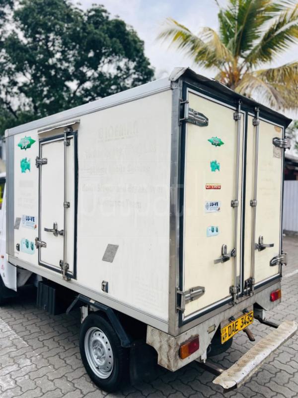 Advertisement image 4