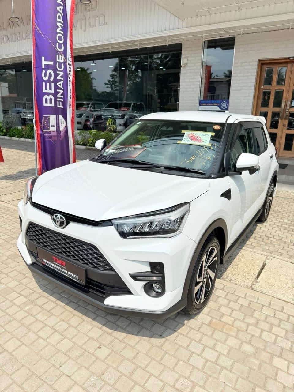 Advertisement image 3