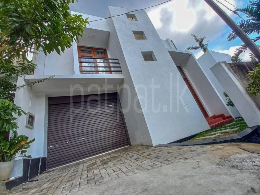 House for Sale in Kiribathgoda ads-image-1