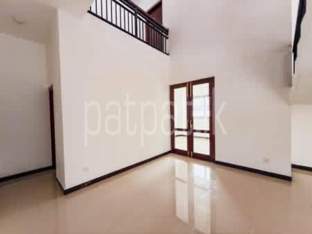 Luxury Apartment for Sale in Mount Lavinia