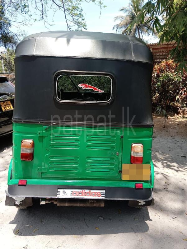 Bajaj Three Wheel 2012 - Reconditioned Three wheeler sale in Sri Lanka - patpat.lk